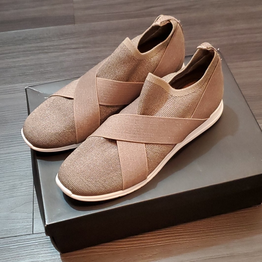 Isaac Mizrahi Faith Taupe Fashion Sneakers